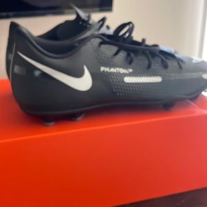 Nike Phantom Soccer Cleats Size 12